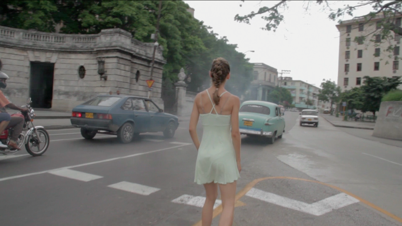Fall POOL 14 - INTERNATIONALE TanzFilmPlattform BERLIN